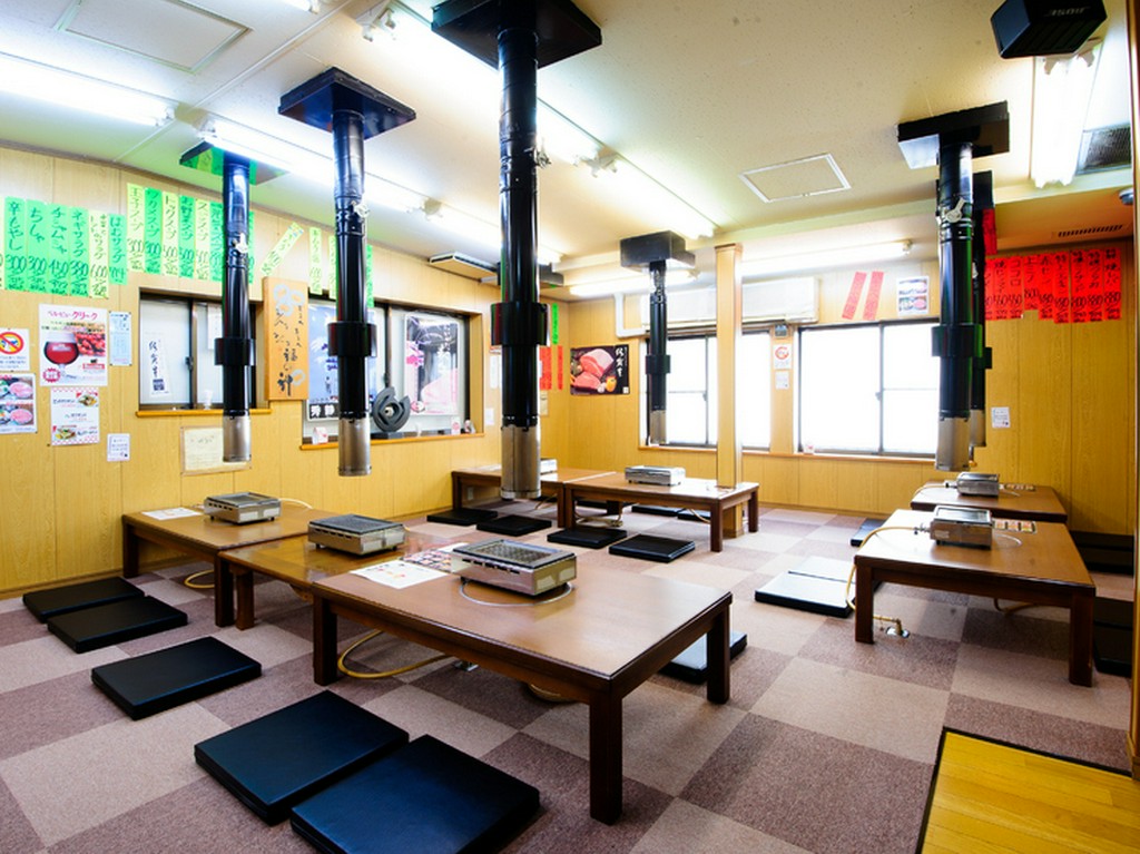 最大40名まで座れる2Ｆの座敷は貸切可能