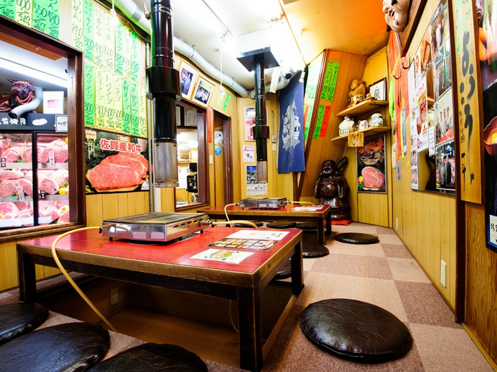 半個室の掘りごたつ6名×2席を用意