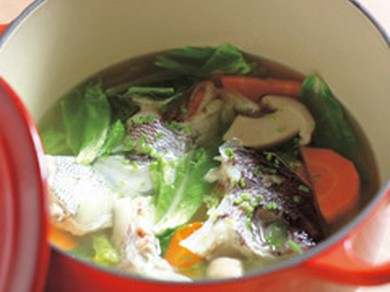 明石産もみぢ鯛のココットスープ仕立て2200円