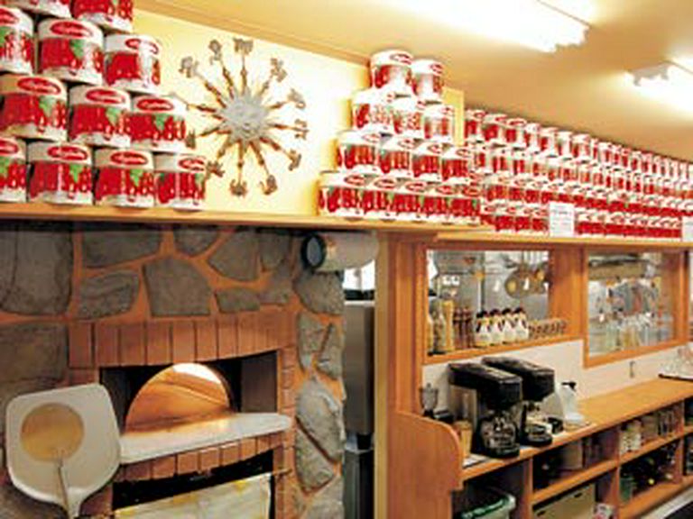 イタリアから取り寄せた本格石窯