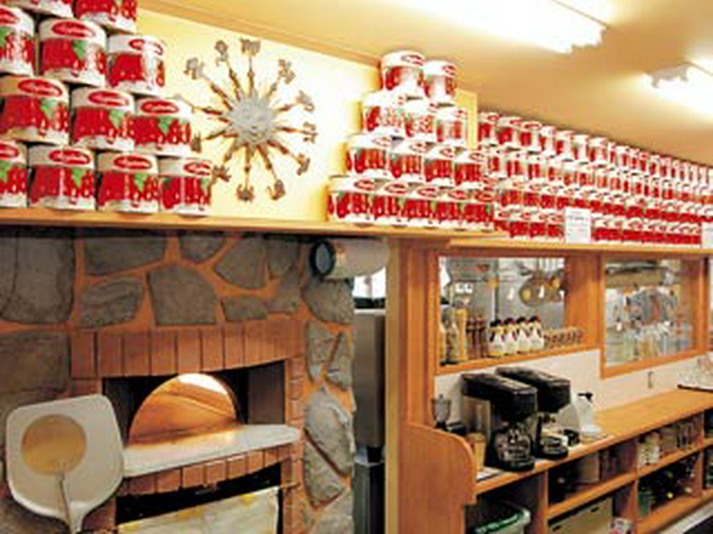 イタリアから取り寄せた本格石窯