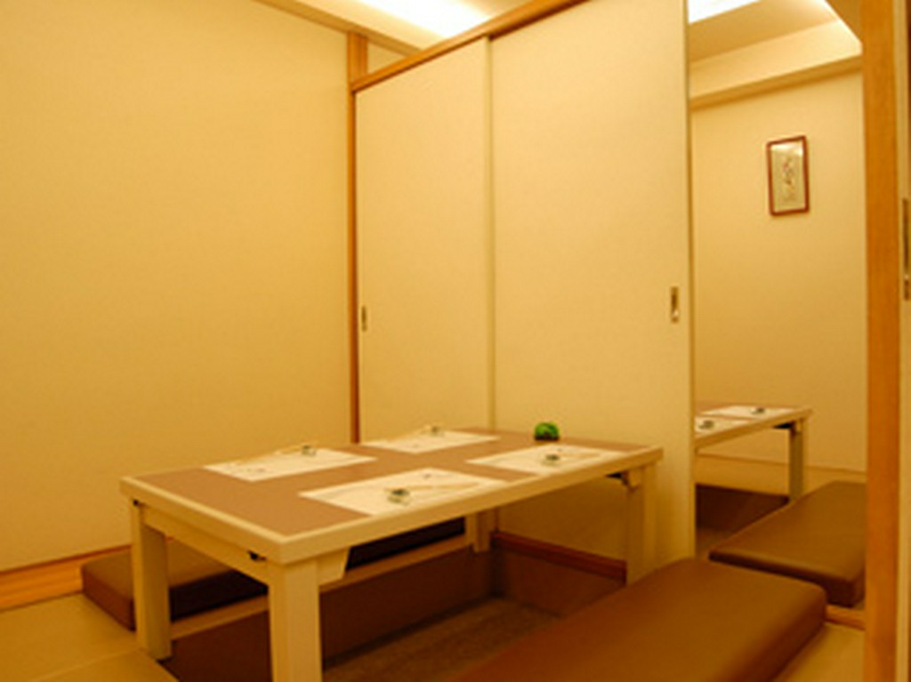 2階の個室は、接待などのおもてなしに最適