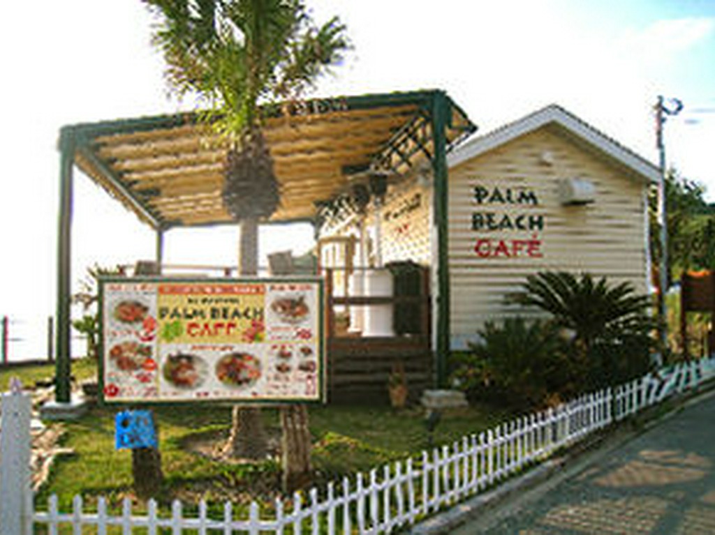 テラス席DOG OK！！PALM BEACH CAFE