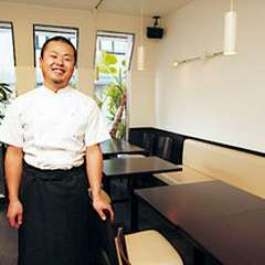 看板は、香港仕込みの手作り点心