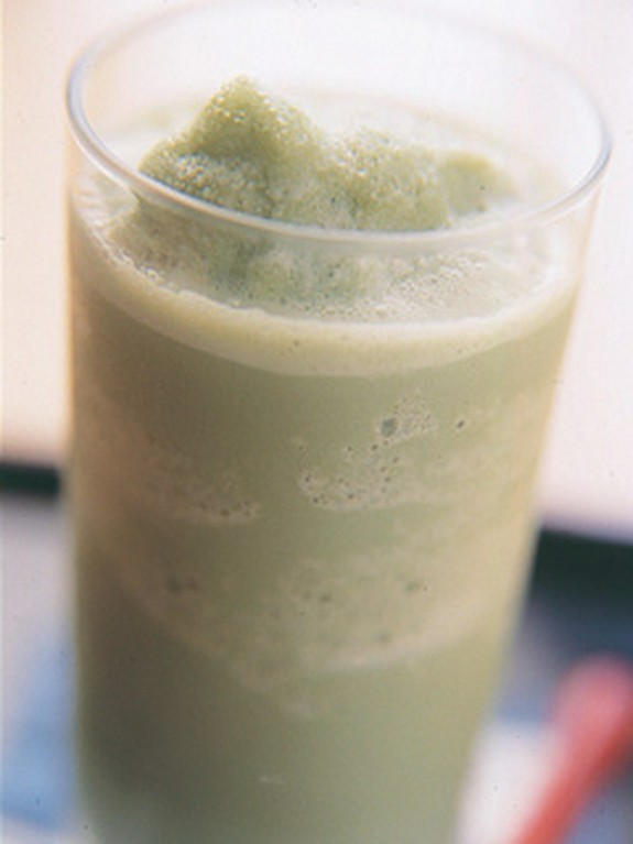 豆乳の風味が押し寄せる豆乳スムージー抹茶