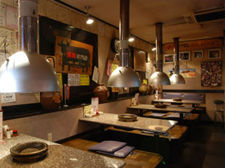 有名人もご愛用の隠れ家的な店