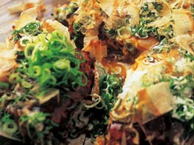 甘めにオリジナルブレンドしたソース　ネギすじキムチ玉　1050円