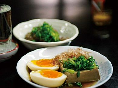 トロリと半熟、玉子100円　豆腐150円