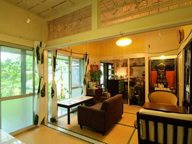 古民家を改装したカフェ