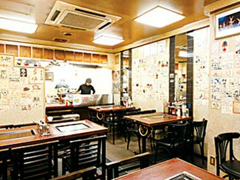 壁にはお客さんからのメッセージが