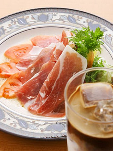 イタリア産生ハムサラダ