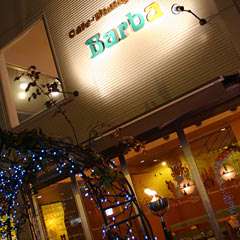 カプチーノが大人気のカフェ