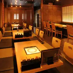 掘りごたつ席 