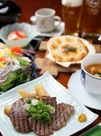 　ポタージュ・帆立貝のコキール・サラダ・ミニッツステーキ・ライス・デザート・コーヒー