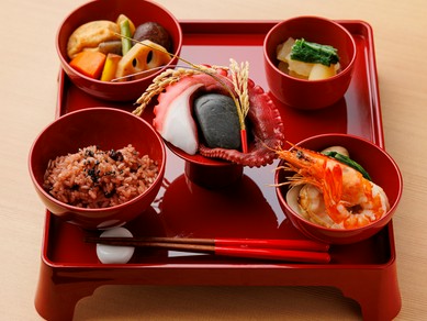 【季節料理　汐彩】でお食い初め。健やかな成長を祈り、願いを込めて『お食い初め膳』