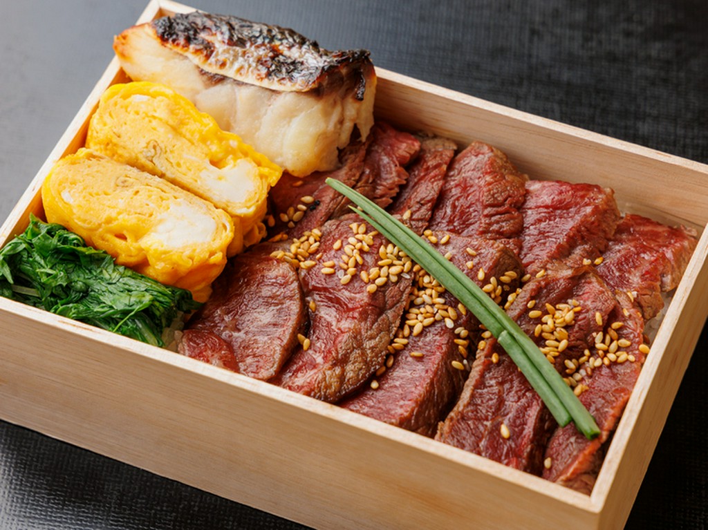 ステーキ重弁当　3500円