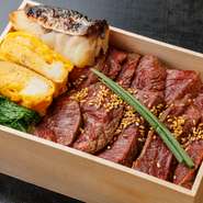 高級食材の特選神戸牛を使ったステーキ重。さまざまなシーンで利用可能です。