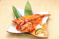 基本は9900～13200円の時価とさせていただいております
その日の時価は当日になるまで分からないこともございますので
気になる方は御電話にてお問い合わせください