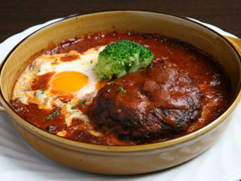 煮込みハンバーグ