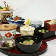 <お刺身・焼物・揚物・冷そば・小鉢・ちらし寿司・茶碗蒸・治部煮・デザート>