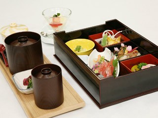 店主オススメ、口福弁当（お昼限定）