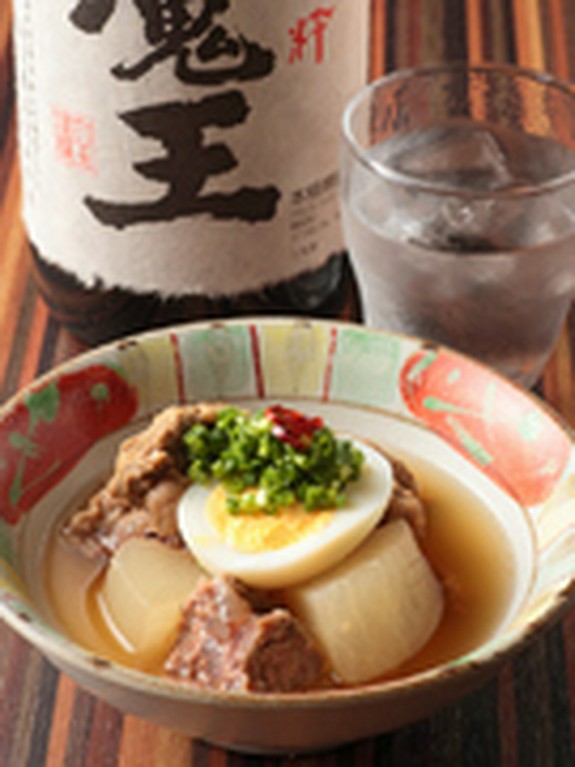 お口の中でとろけるような柔らかさ『和風牛すじ大根煮』