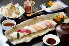 ※　1日10食限定

※　18時～当日可

※　画像はイメージ、いくらは無しとなります。