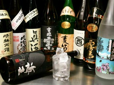 焼酎など、酒の種類も豊富