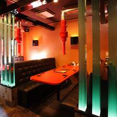 ゆったりとソファー席で田子牛をお楽しみ下さい♪