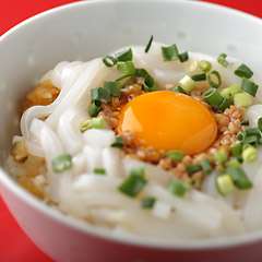 イカ・納豆・ねぶた漬けをまぶしたご飯の歯ごたえが絶妙な逸品!!