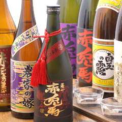 店主が選び抜いた本格焼酎40種と30種類の梅酒