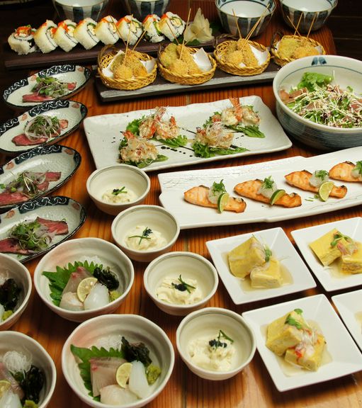味わい豊かな銘酒に合う創作料理たち　コース料理2500円〜