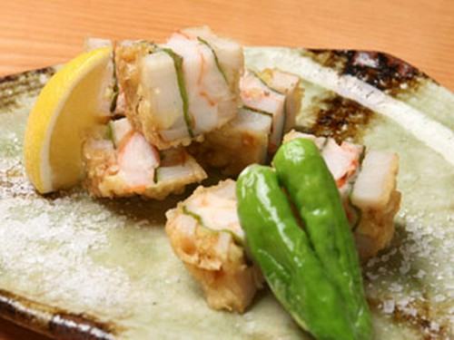 厳選した食材を使った創作料理が自慢