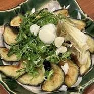 新玉葱、原木椎茸、つぼみ菜、ふきのとう、黄人参
など春のお野菜が多くなってきました