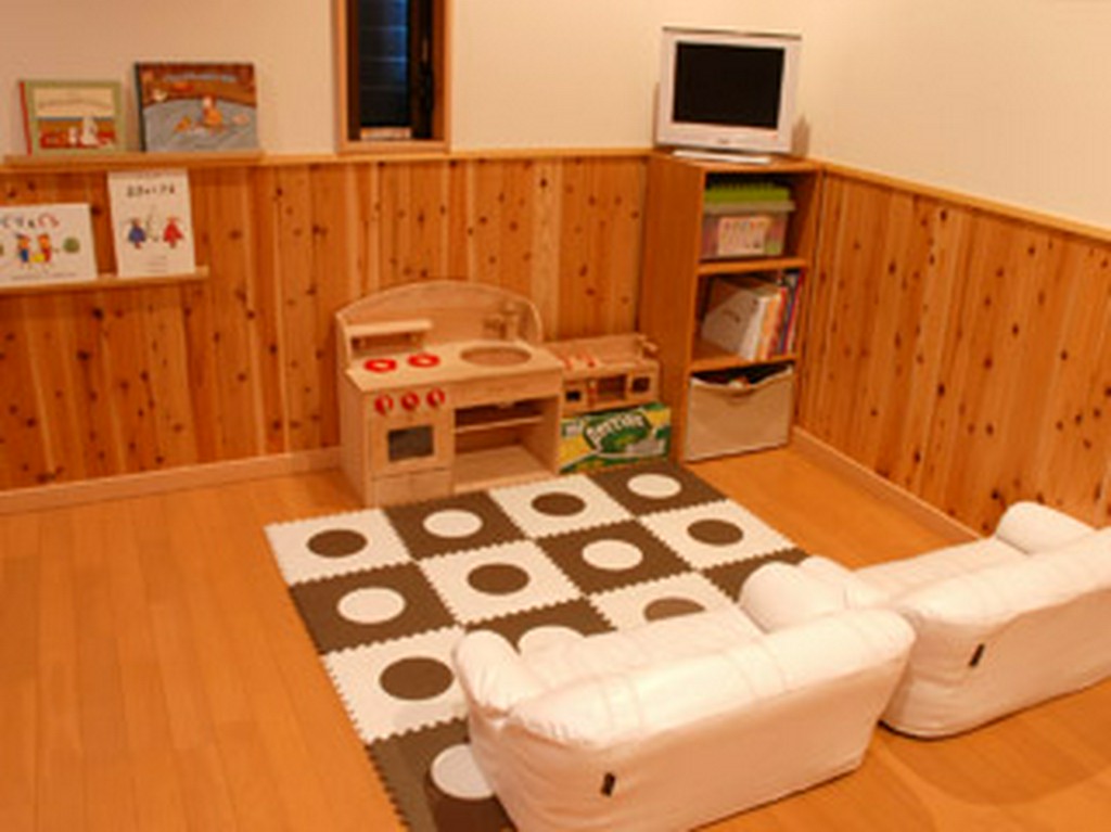 お子様も楽しめるキッズスペース完備！