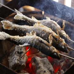 夏場は解禁、安田川天然あゆの塩焼は旨い。