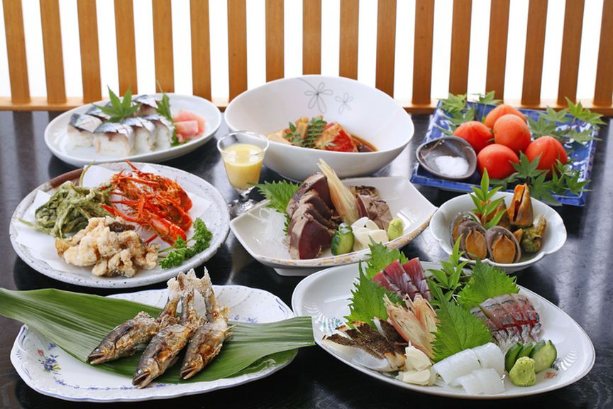 高知の海の幸、山の幸がたっぷり堪能できる贅沢コース！