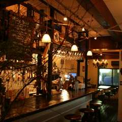 心地いいBGMが流れる三軒茶屋の隠れ家、カフェバー＆イタリアン