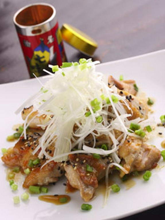 鶏の信州みそ　照り焼きソテー　焦がしバターのソース　　