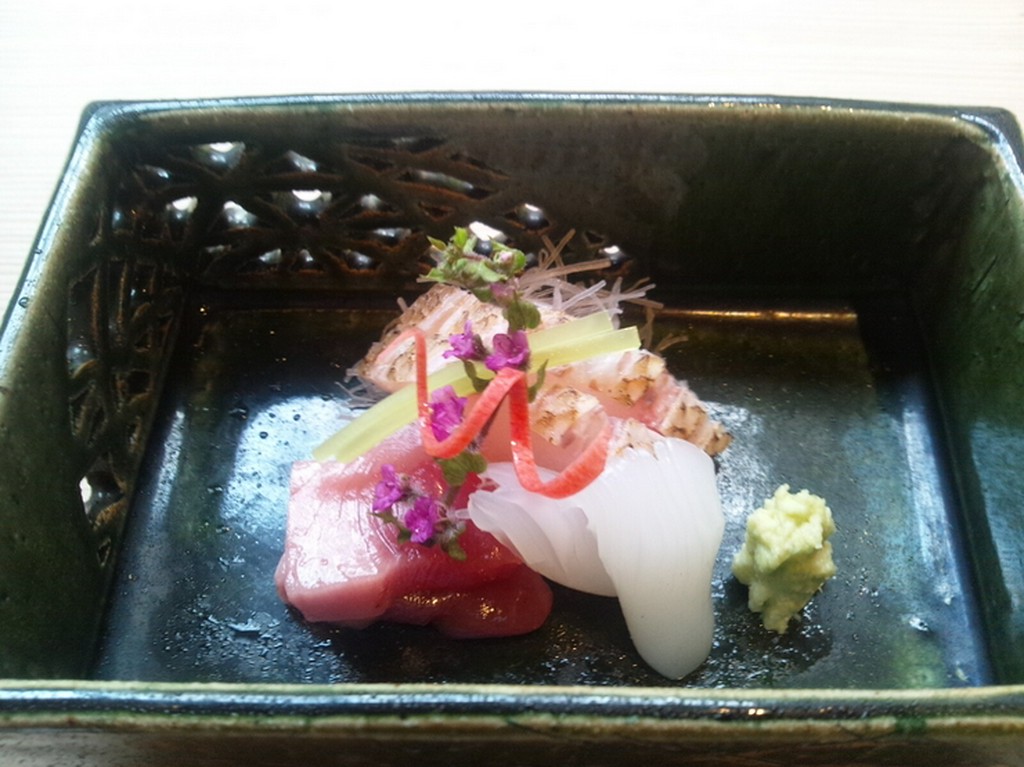 懐石コースの中に含まれる料理の一つ『造り』