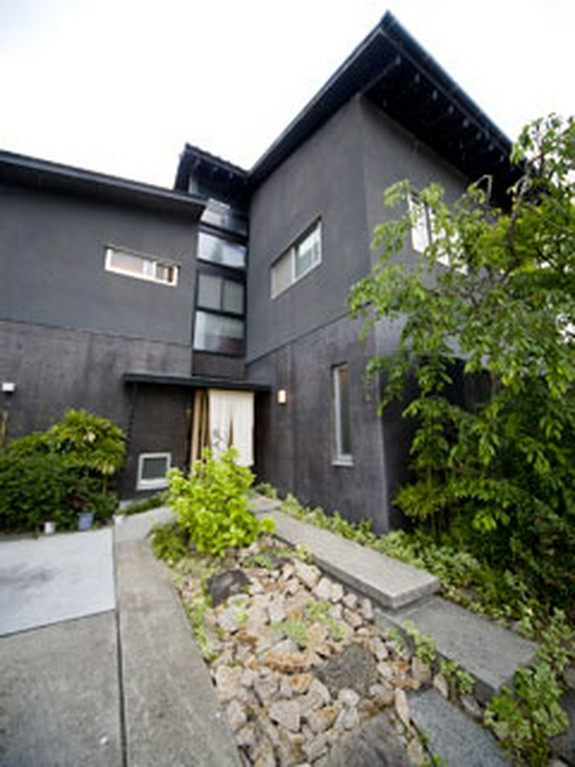 建築家　竹原義二氏による設計