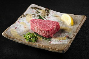 肉本来のうま味。「宮崎牛」専門店ならではのこだわりの牛肉