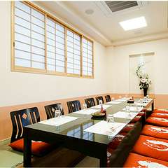 人数に合わせてご用意する個室