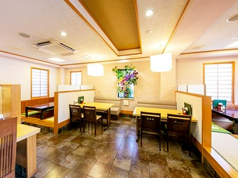 最大50名までの宴会場も完備している、川魚割烹料理店