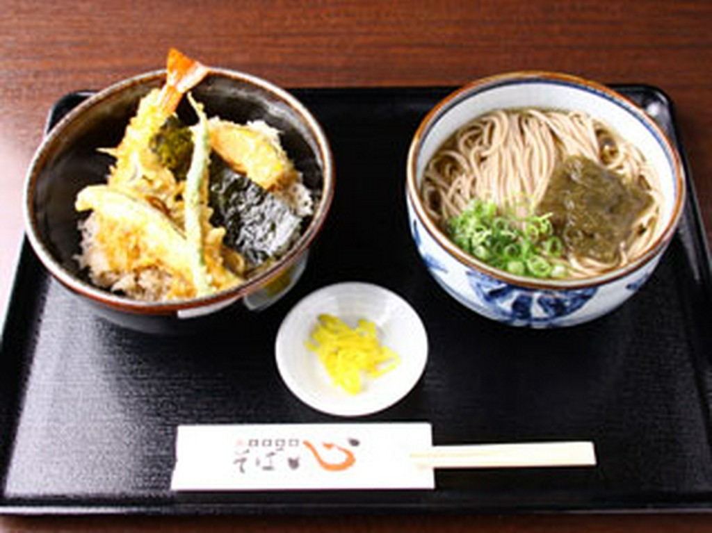 ミニ天丼定食　1150円