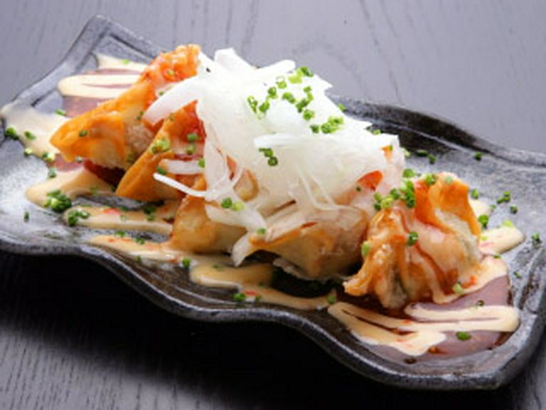 手作り揚げ餃子 630円