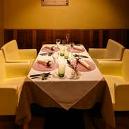 特別な日を彩る【Bar　Vintage　With　Restaurant】