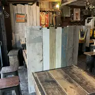 テーブル