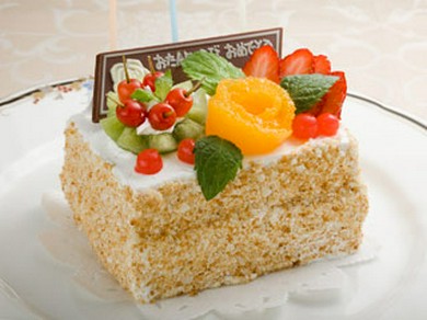記念日や誕生日には、お店からオリジナルケーキをプレゼント！
