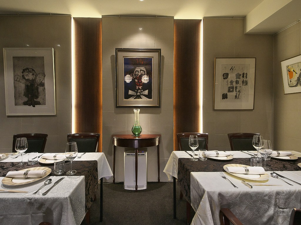 会食や接待、お祝いのシーンにおすすめの個室席は4名さまから